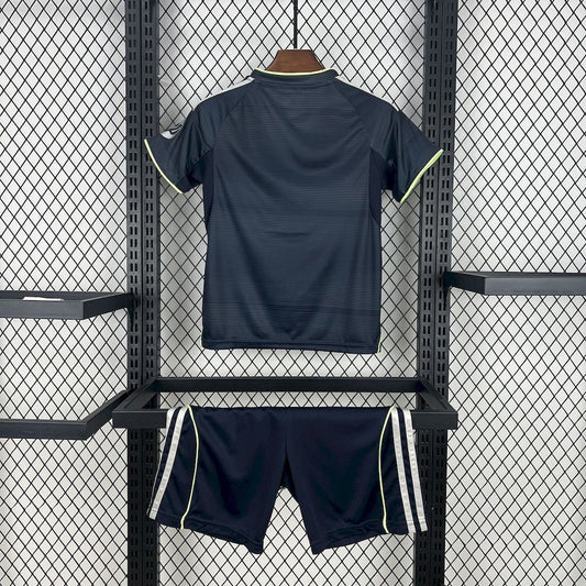 Kit Niño Real Madrid Visita 25/26