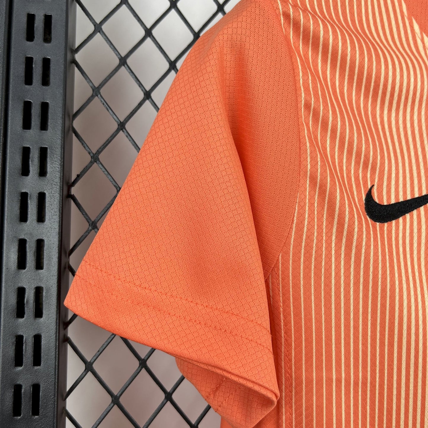 Kit Niño Barcelona Arquero Naranja 25/26