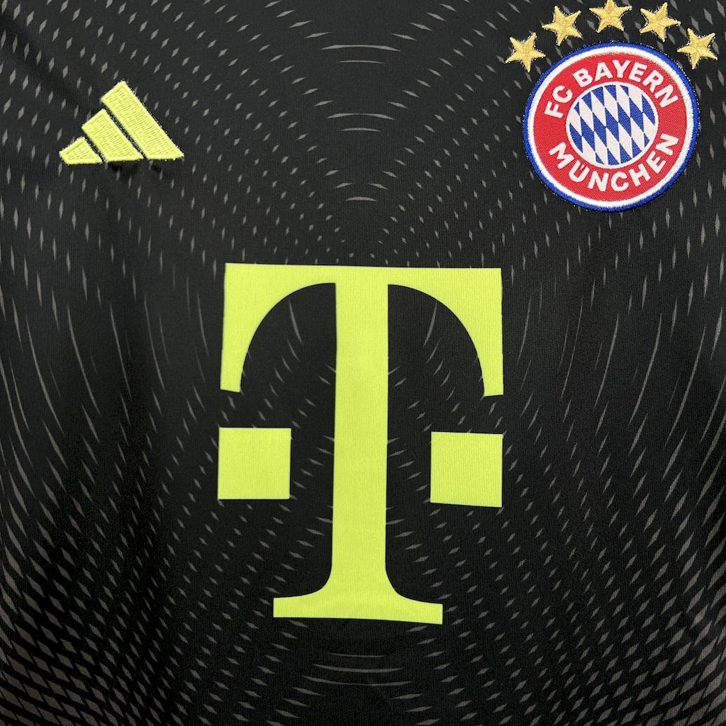 Kit Niño Bayern Múnich Portero Negro 25/26