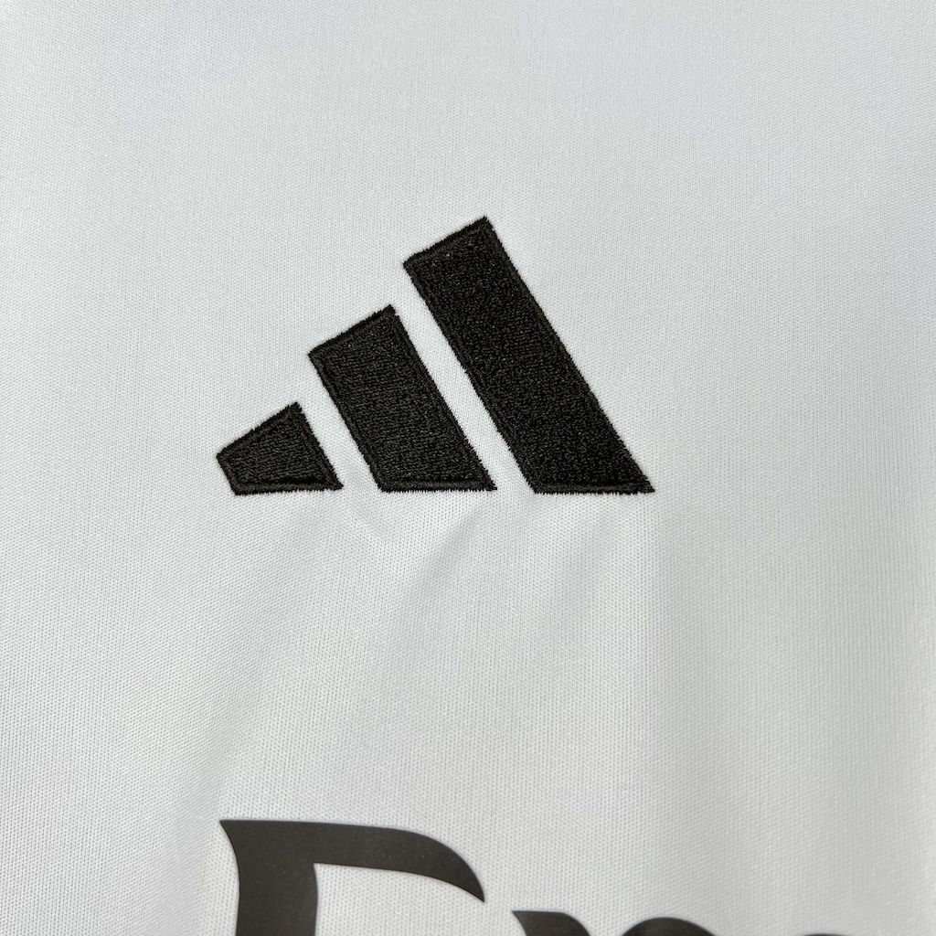 Camiseta Real Madrid Local 25/26 - Manga Larga
