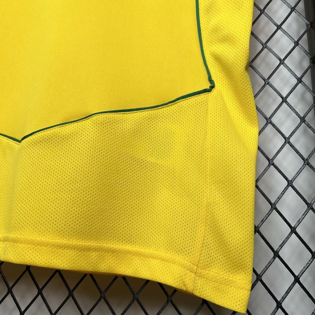 Camiseta Retro Brasil Local 2004