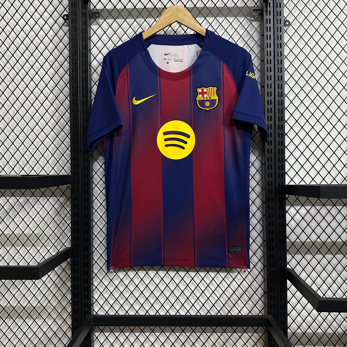 Camiseta Barcelona Local 25/26 - Versión Fan