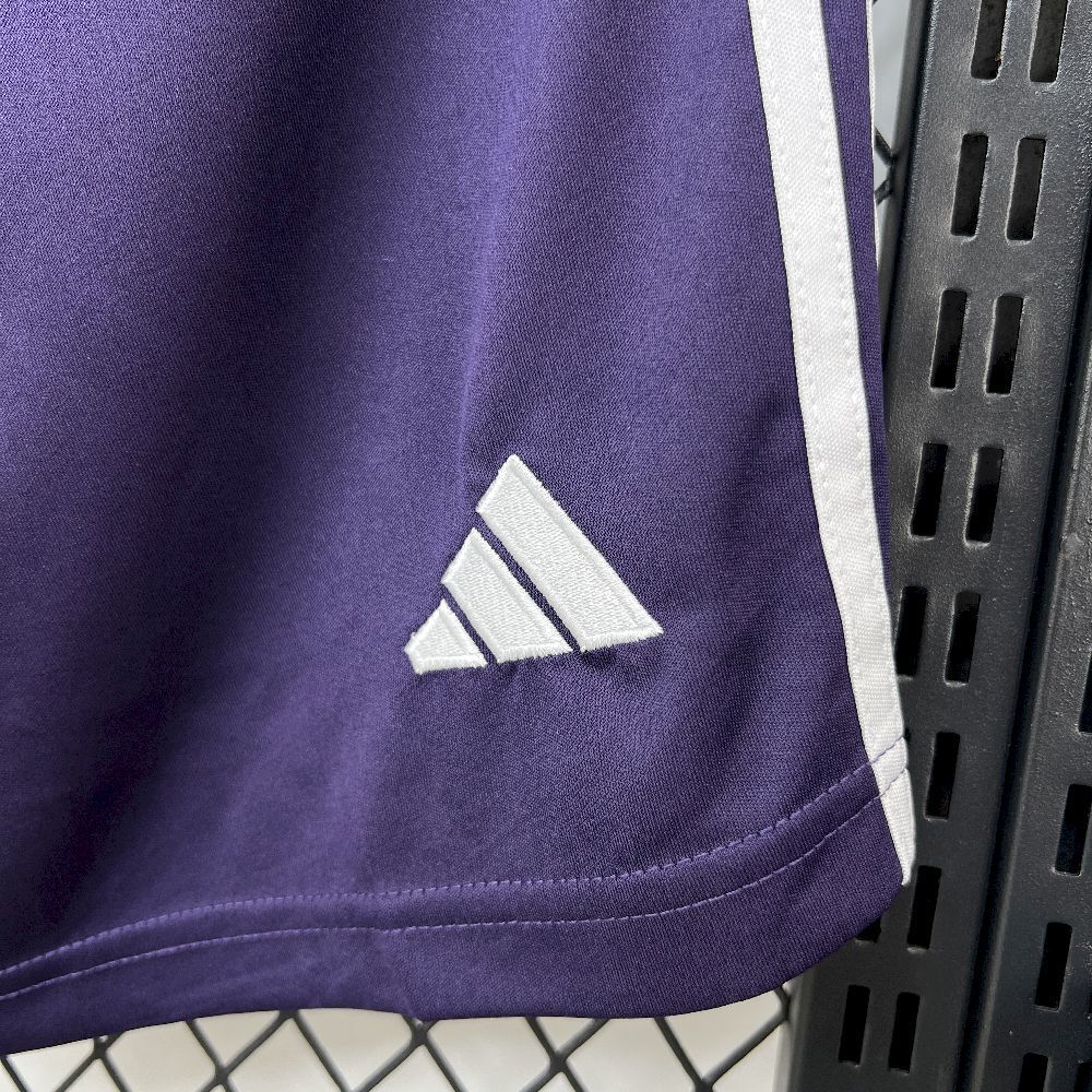 Short Manchester United Visita Azul 25/26