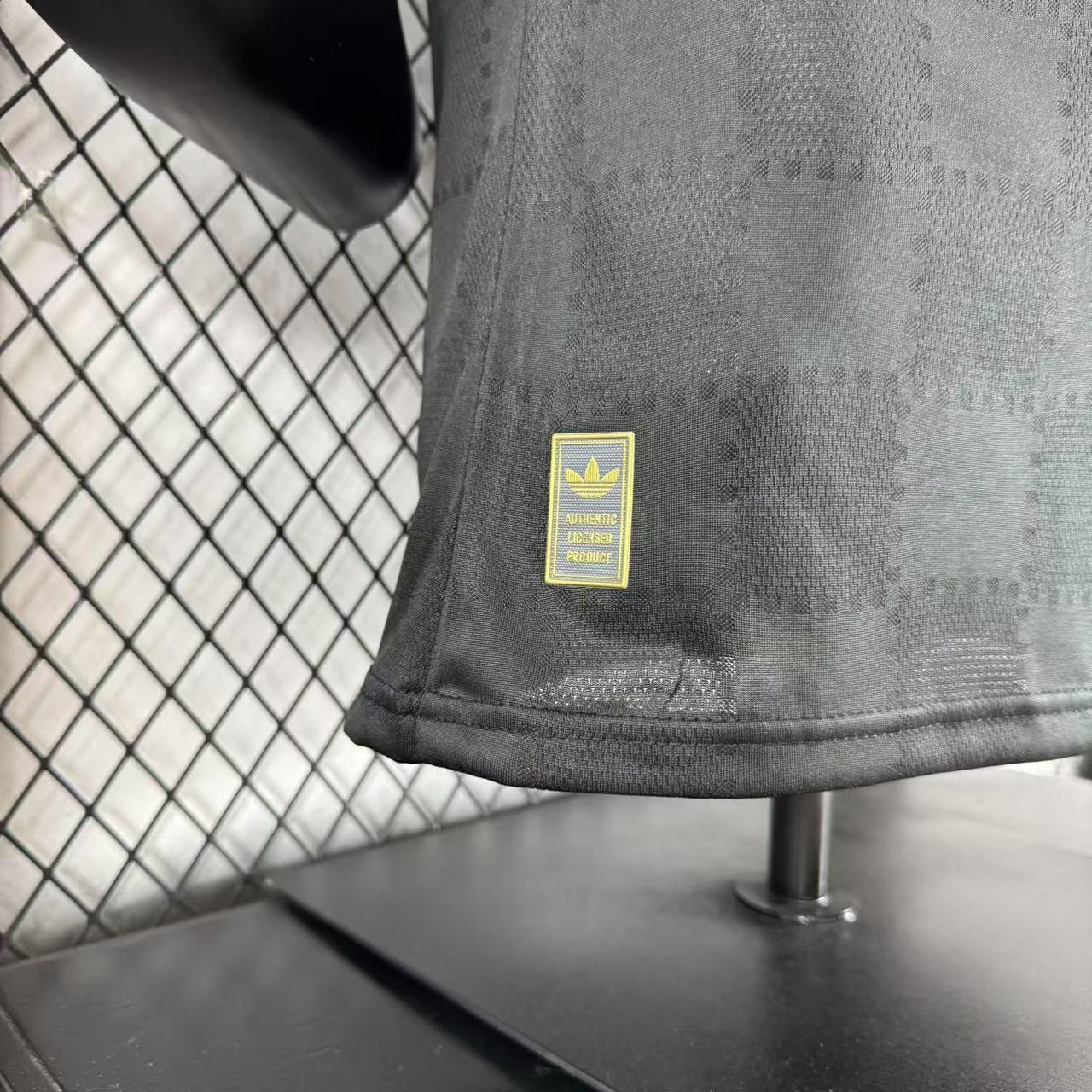 Camiseta Bayern Múnich Tercera 25/26 - Versión Jugador