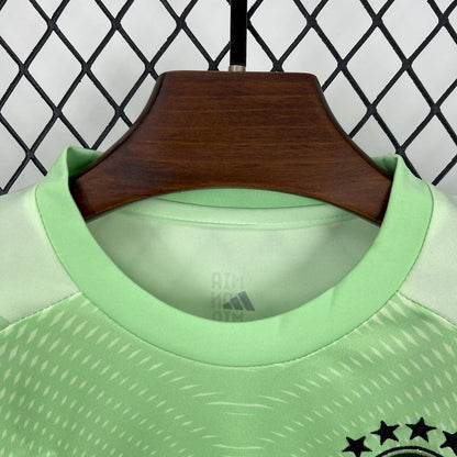 Kit Niño Bayern Múnich Portero Verde 25/26