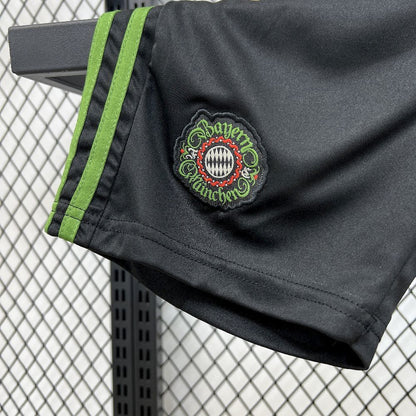 Kit Niño Bayern Múnich Oktoberfest 25/26