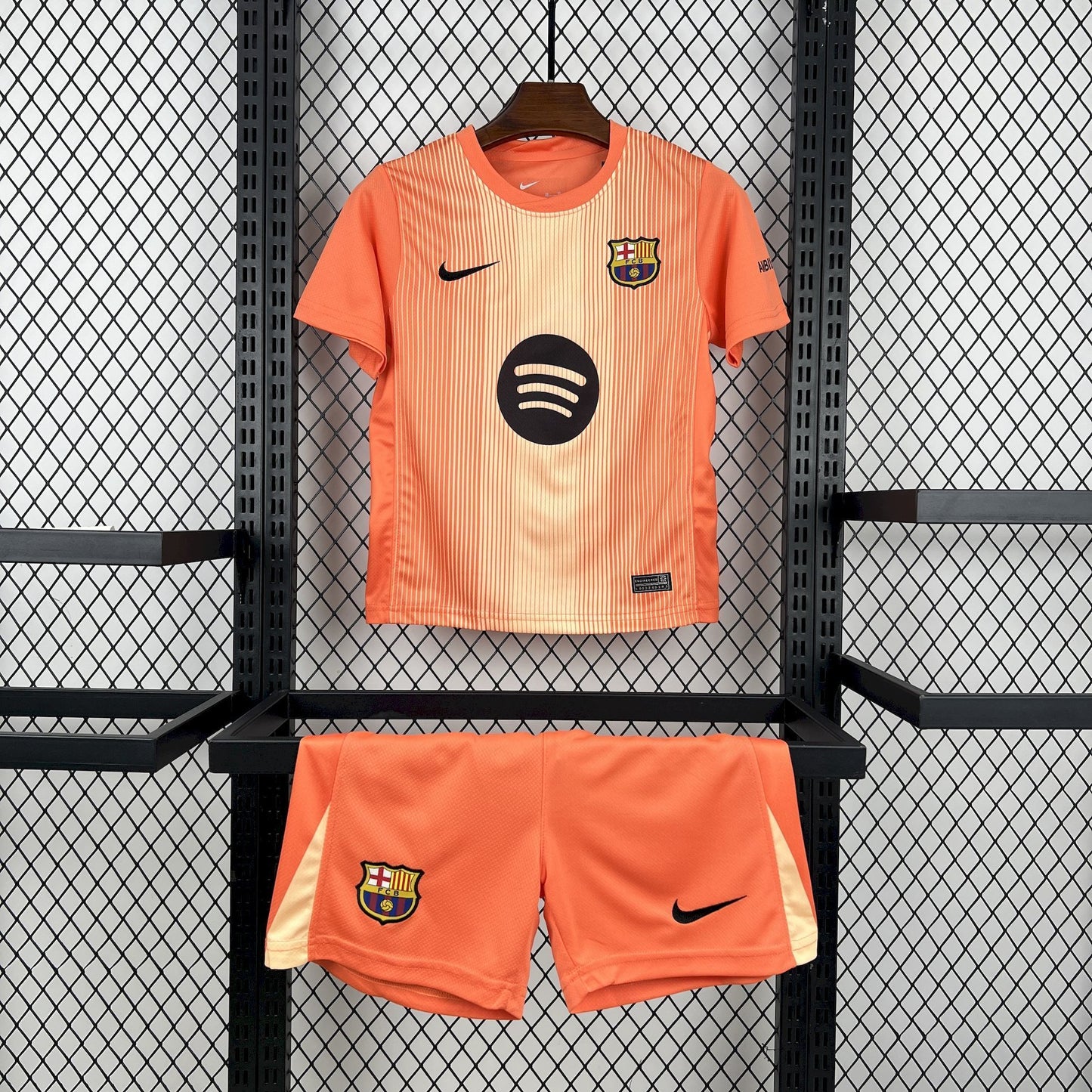 Kit Niño Barcelona Arquero Naranja 25/26