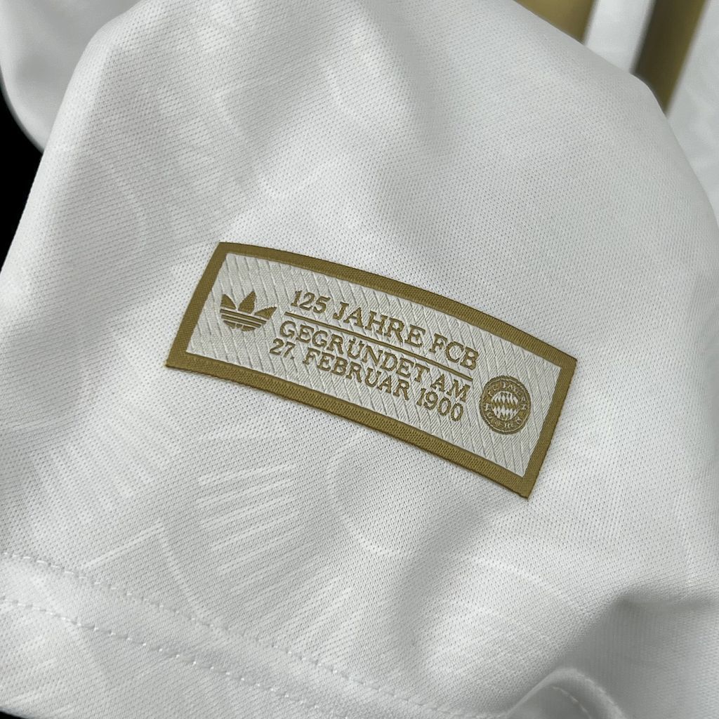 Camiseta Bayern Múnich 125 Años Blanca - Versión Fan