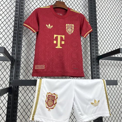 Kit Niño Bayern Múnich 125 Años