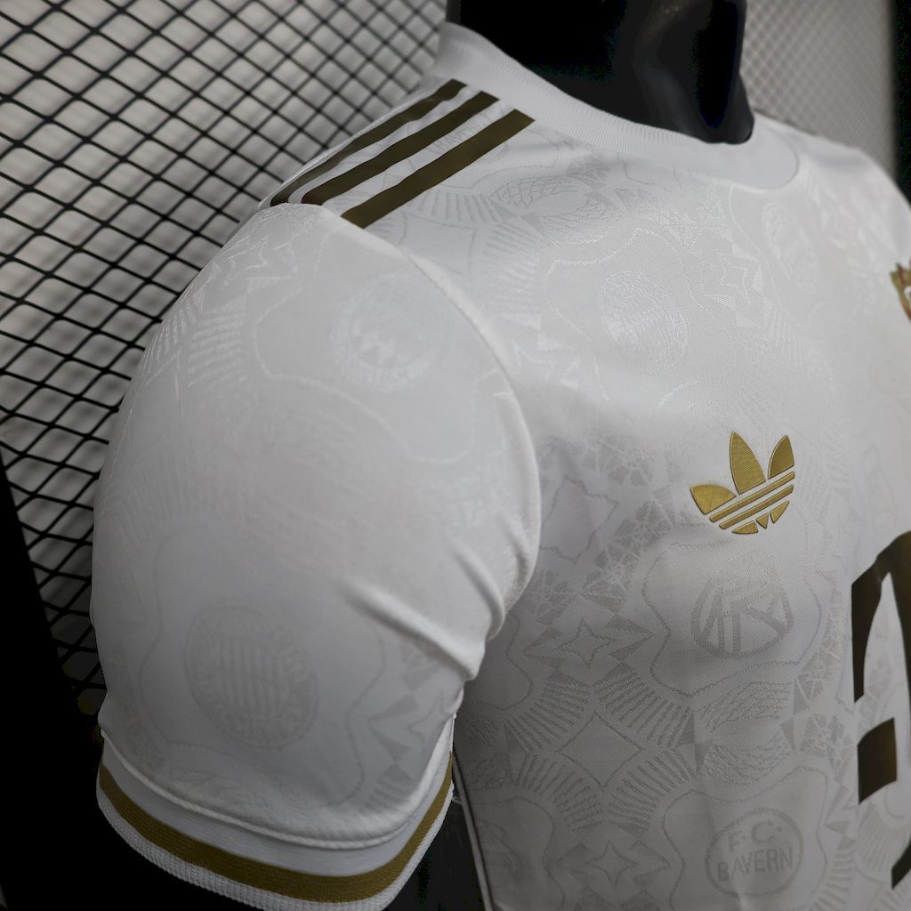 Camiseta Bayern Múnich 125 Años Blanca - Versión Jugador