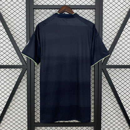 Camiseta Real Madrid Visita 25/26 - Versión Fan
