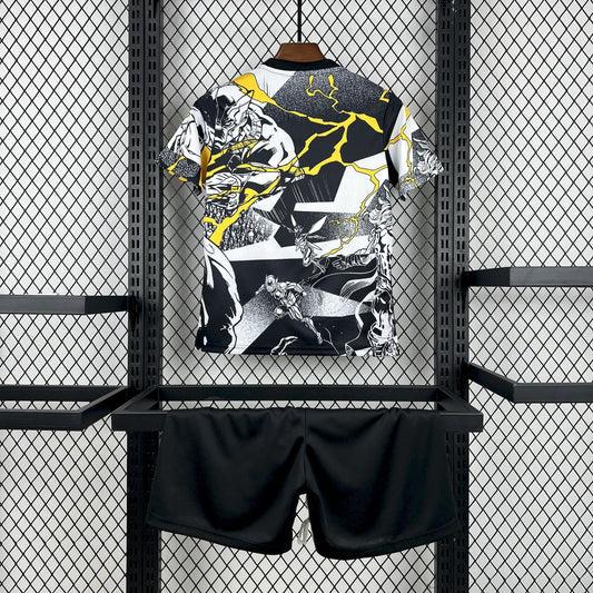 Kit Niño Real Madrid Marvel Blanca 25/26