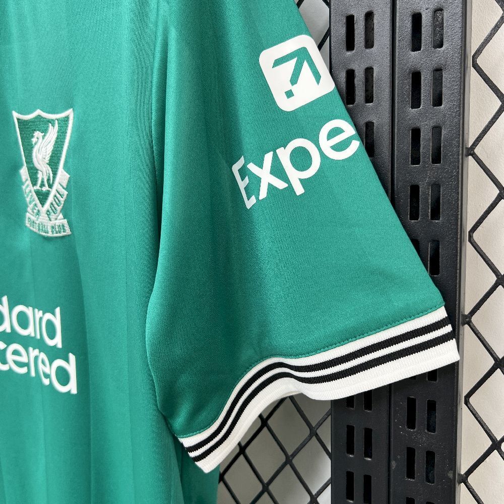 Camiseta Liverpool Tercera 25/26 - Versión Fan