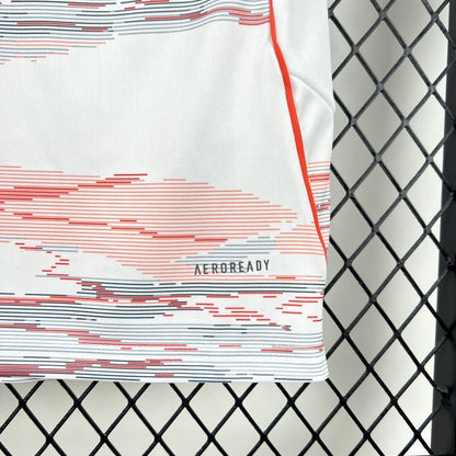 Kit Niño Bayern Múnich Visita 25/26