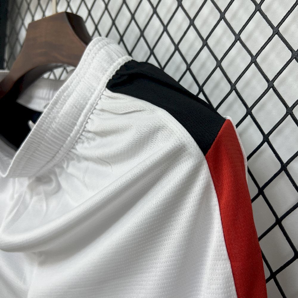 Short AC Milán Visita 25/26