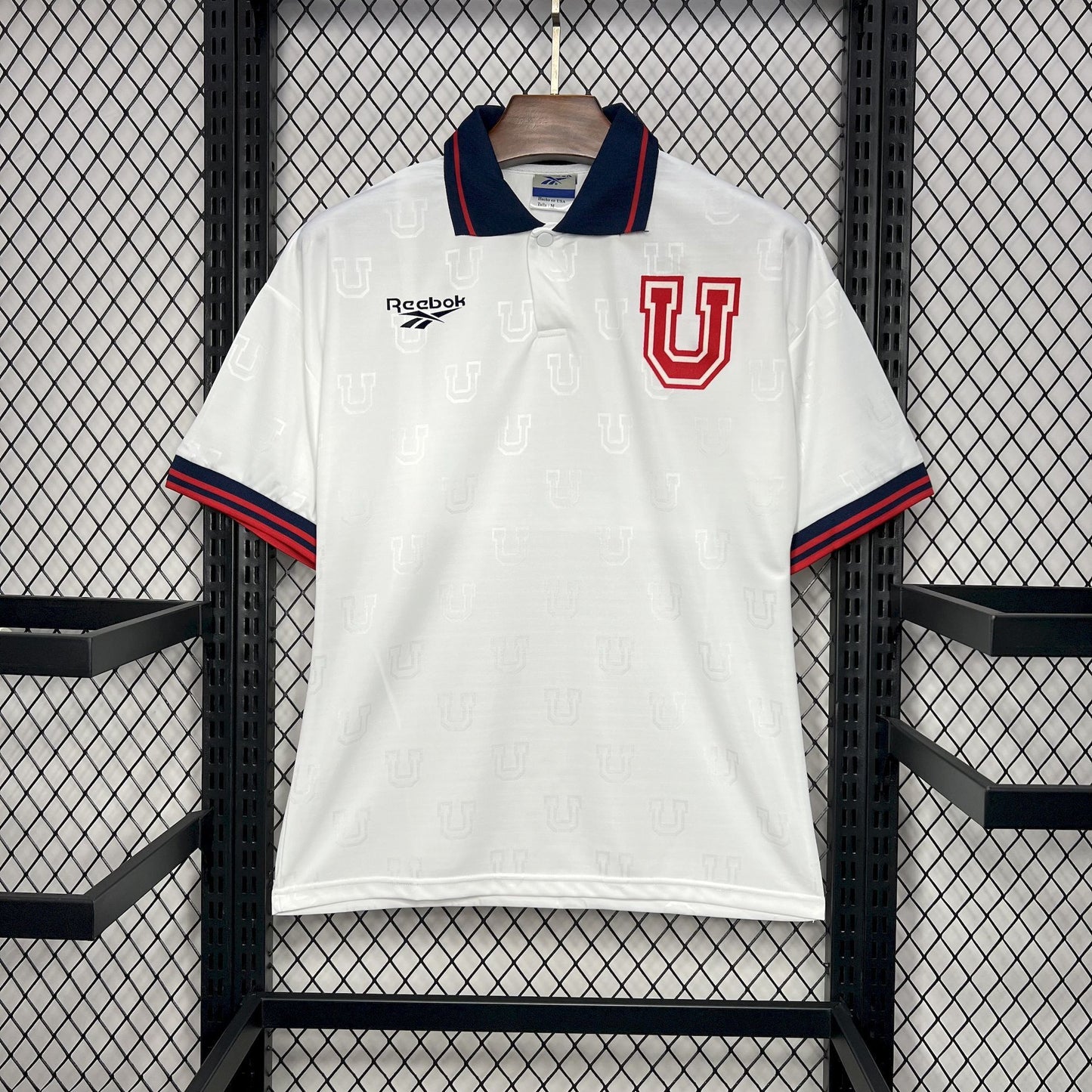 Camiseta Retro Universidad de Chile Visita 1997