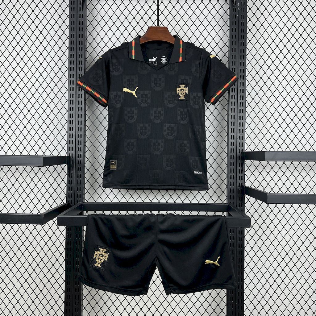 Kit Niño Portugal Pantera Negra