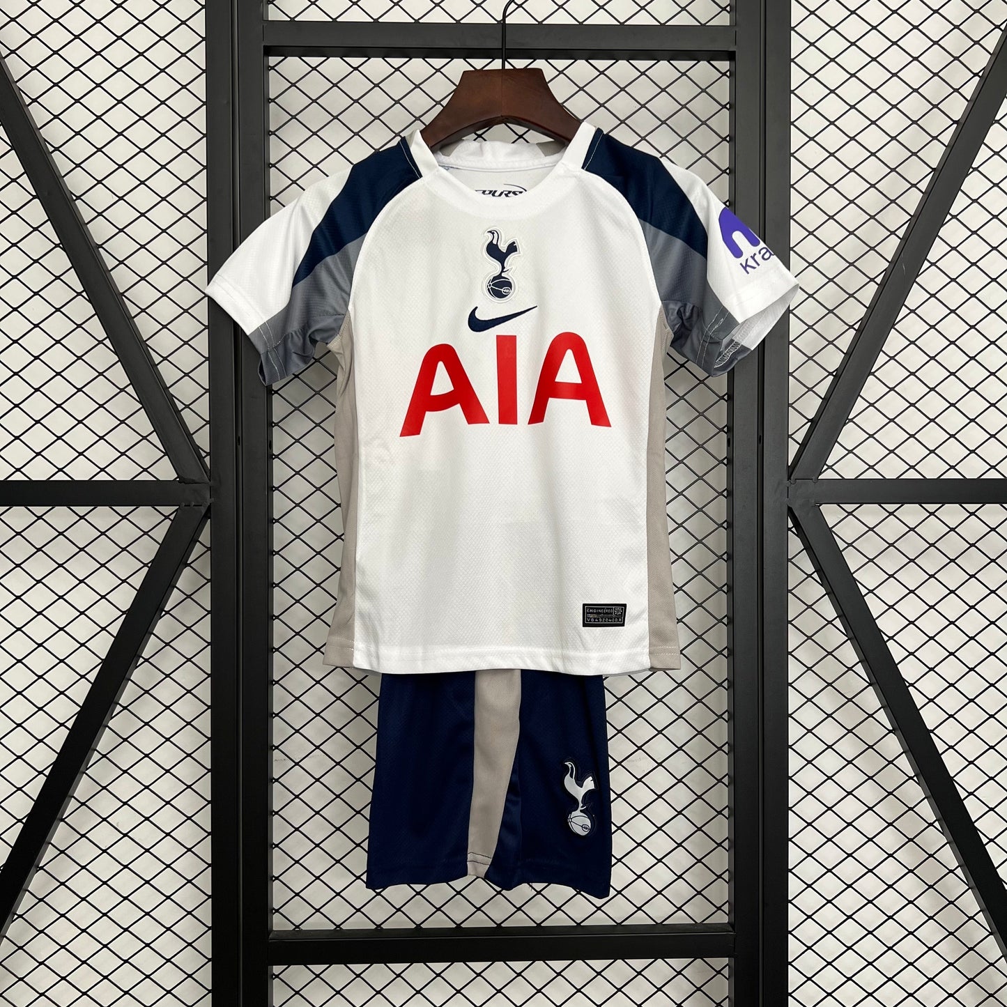 Kit Niño Tottenham Local 25/26