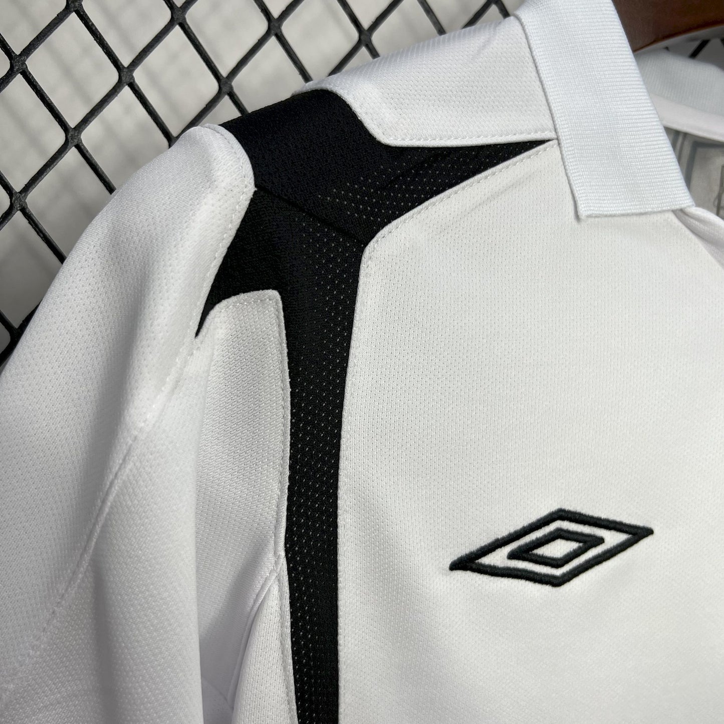 Camiseta Retro Colo Colo Local 2006