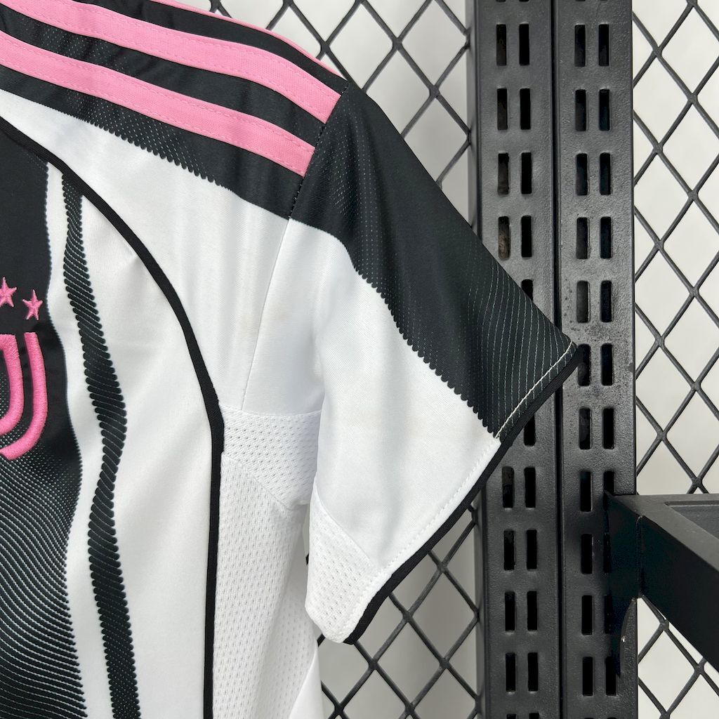 Kit Niño Juventus Local 25/26
