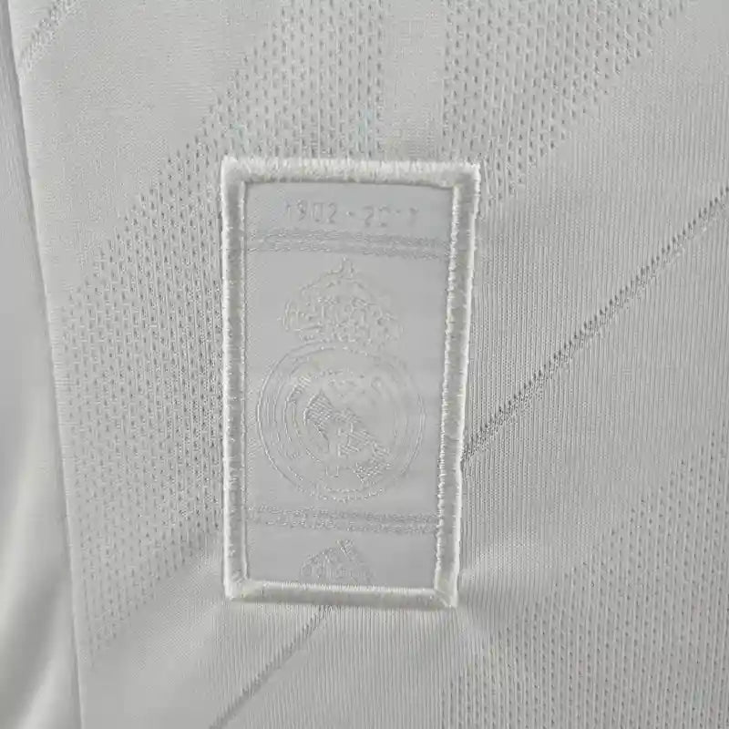 Camiseta Retro Real Madrid Local 17/18