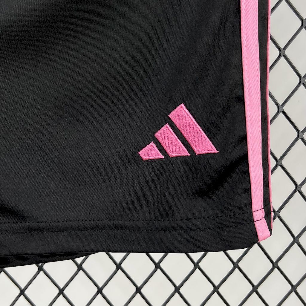 Kit Niño Juventus Local 25/26
