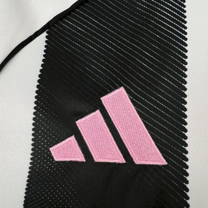Camiseta Juventus Local 25/26 - Versión Fan