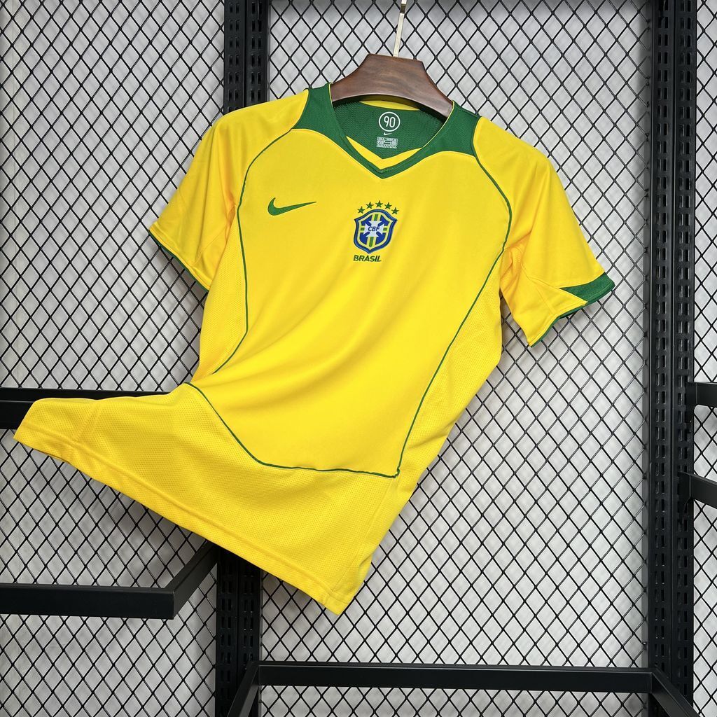 Camiseta Retro Brasil Local 2004