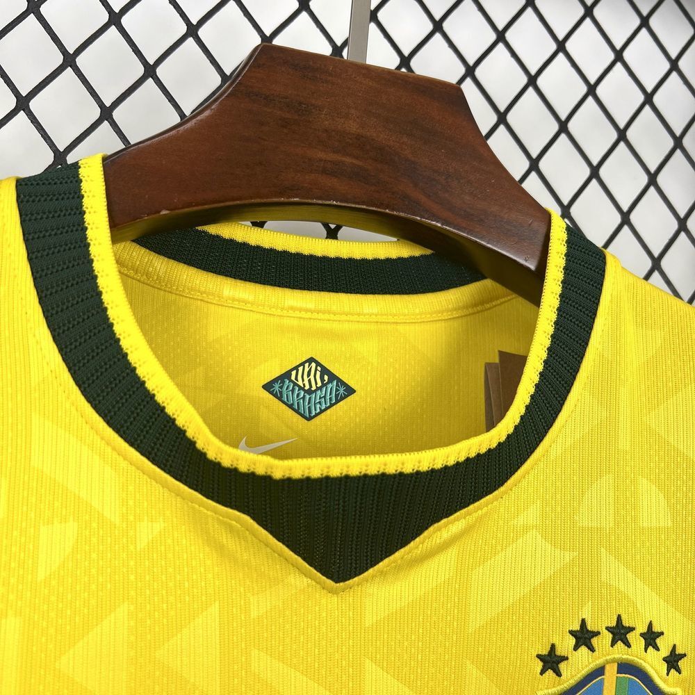 Camiseta Brasil Local Mundial 2026 - Mujer