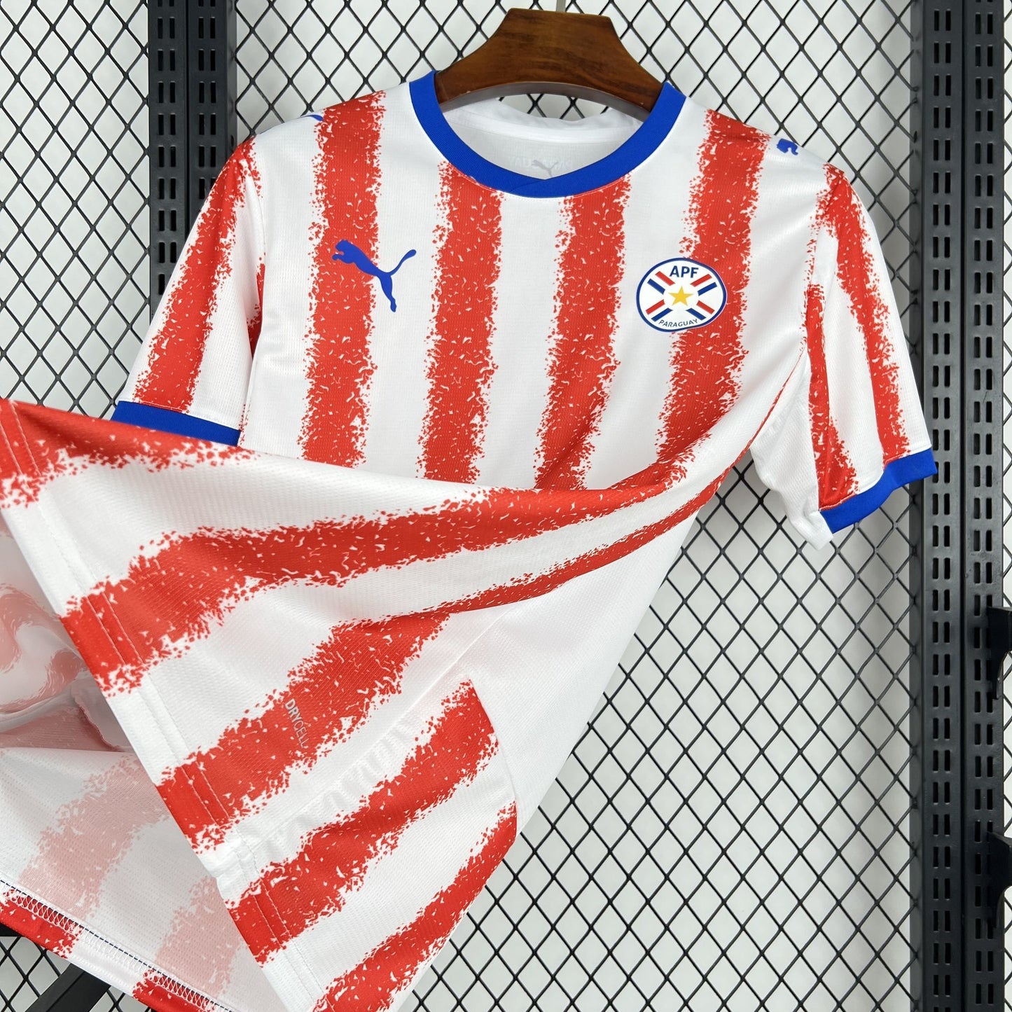 Camiseta Paraguay Local Mundial 2026 - Versión Fan