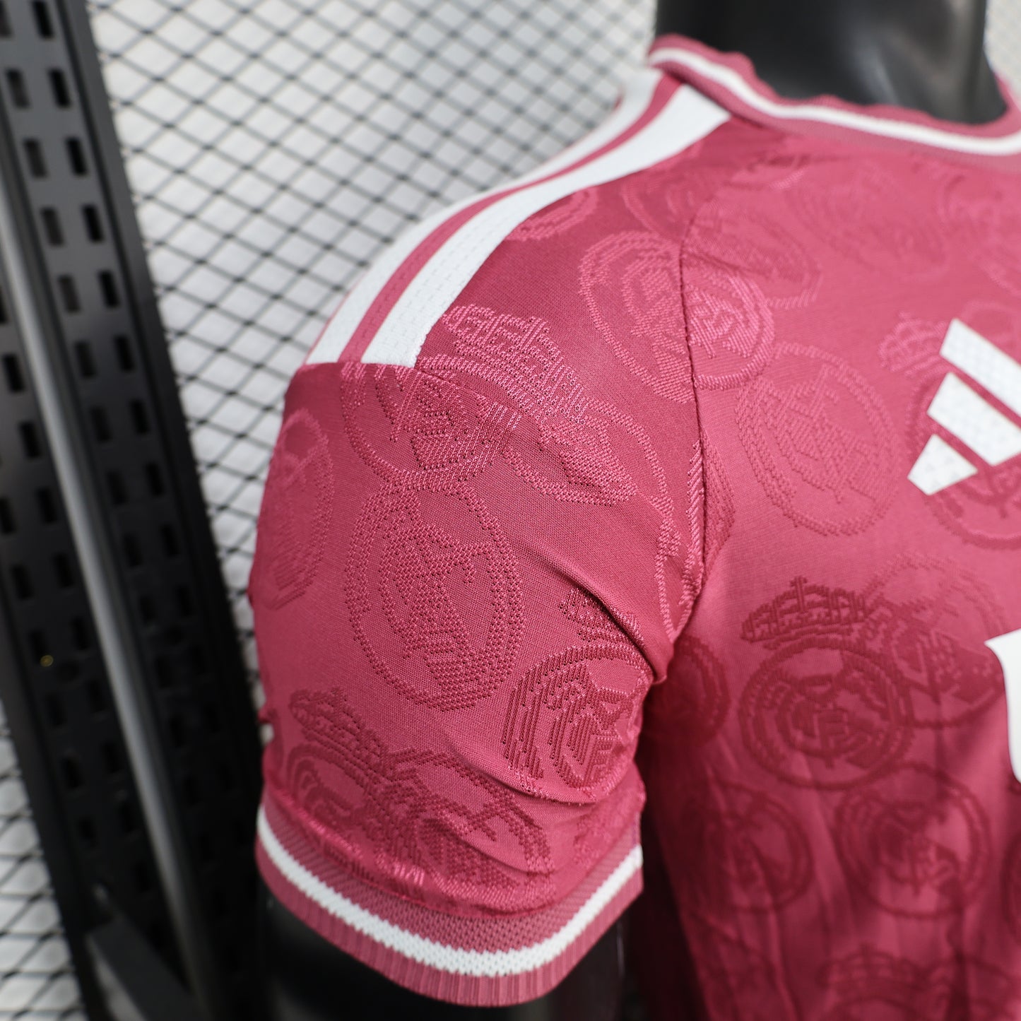 Camiseta Real Madrid Edición Especial Roja 25/26 - Versión Jugador