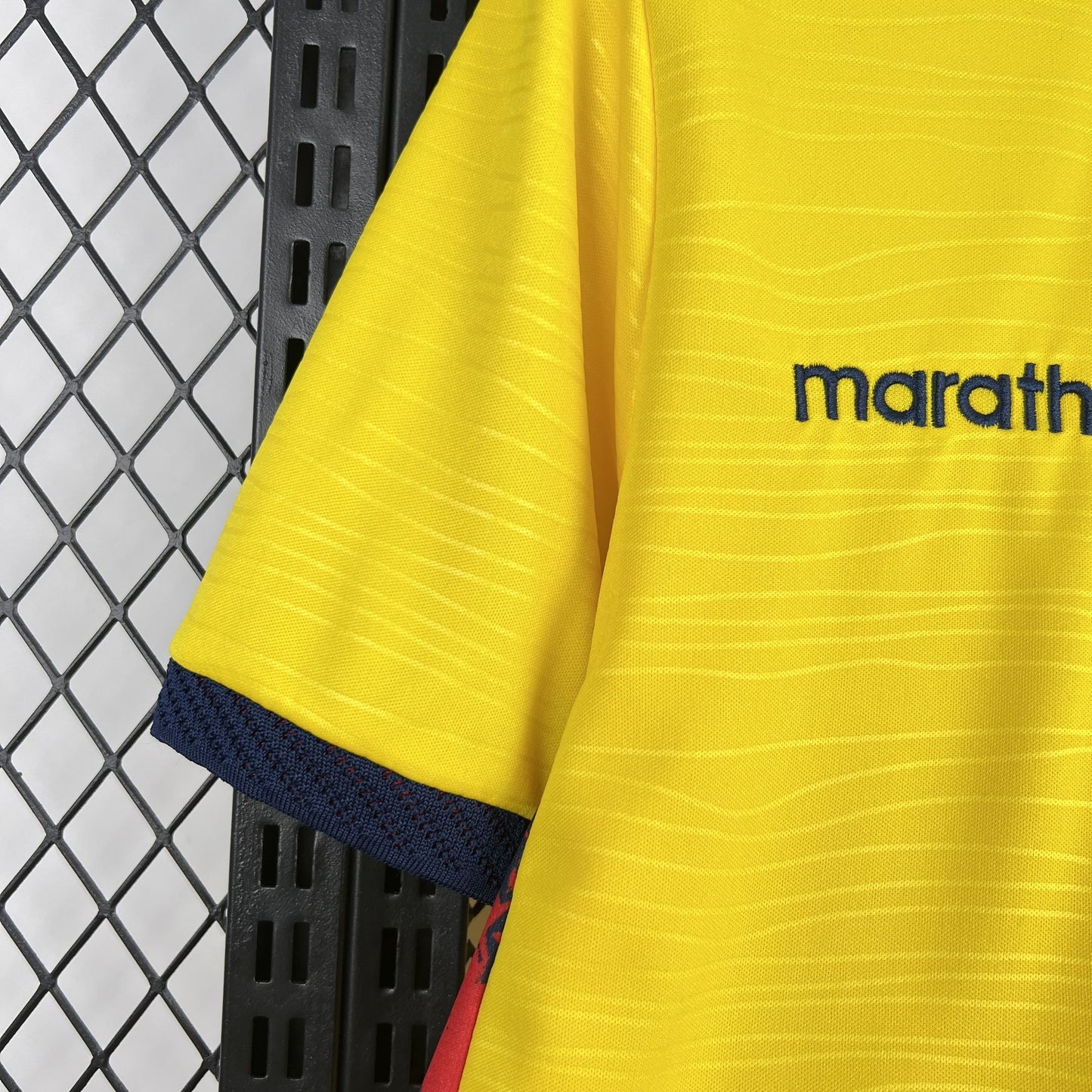 Camiseta Ecuador Local Mundial 2026 - Versión Fan