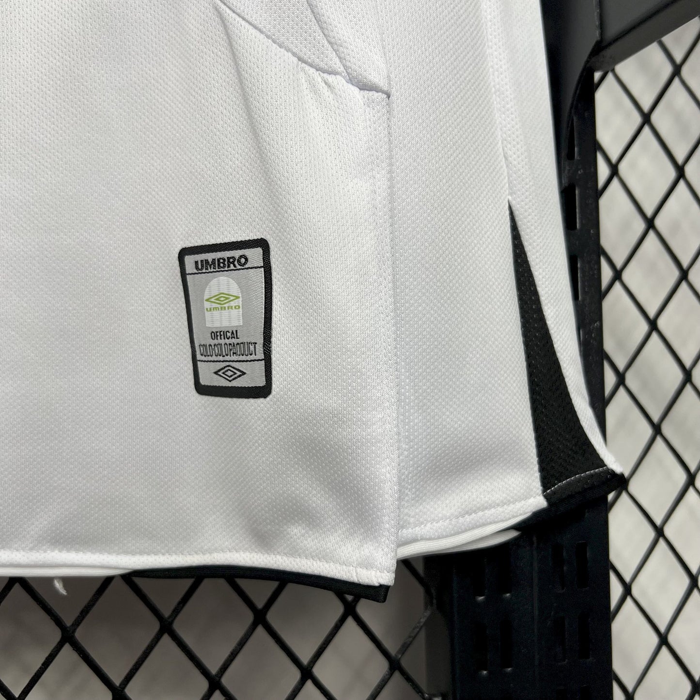 Camiseta Retro Colo Colo Local Manga Larga 2006