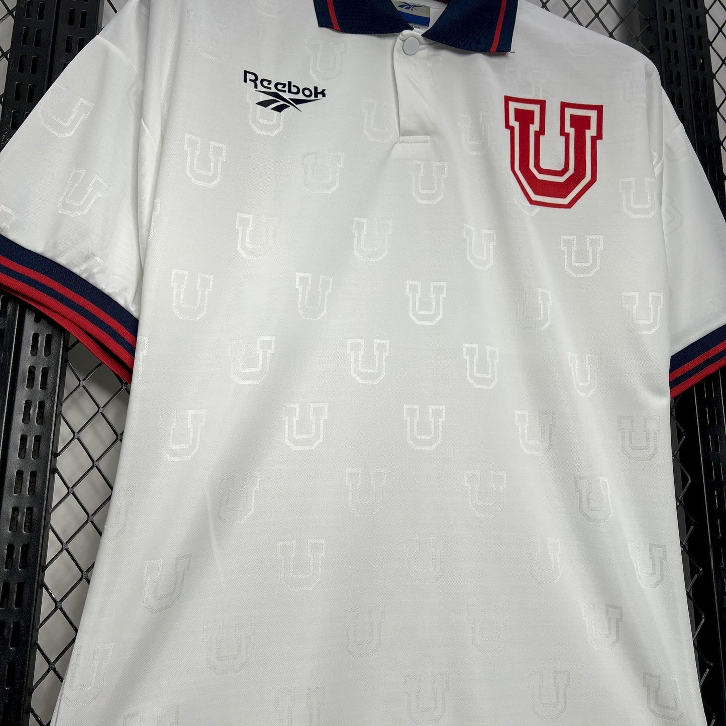 Camiseta Retro Universidad de Chile Visita 1997