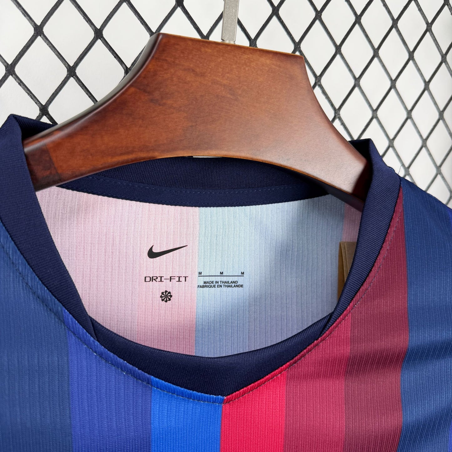 Camiseta Barcelona Local 26/27 - Versión Fan