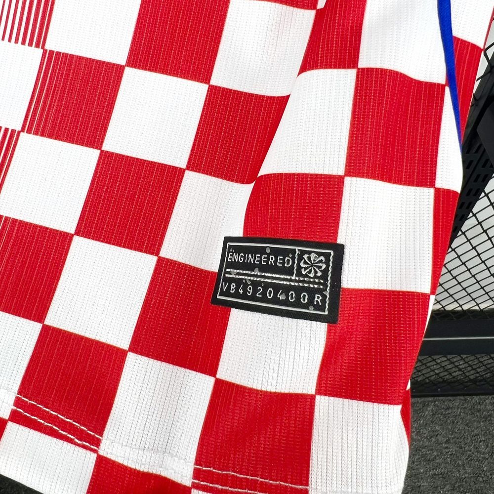 Camiseta Croacia Local Mundial 2026 - Versión Fan