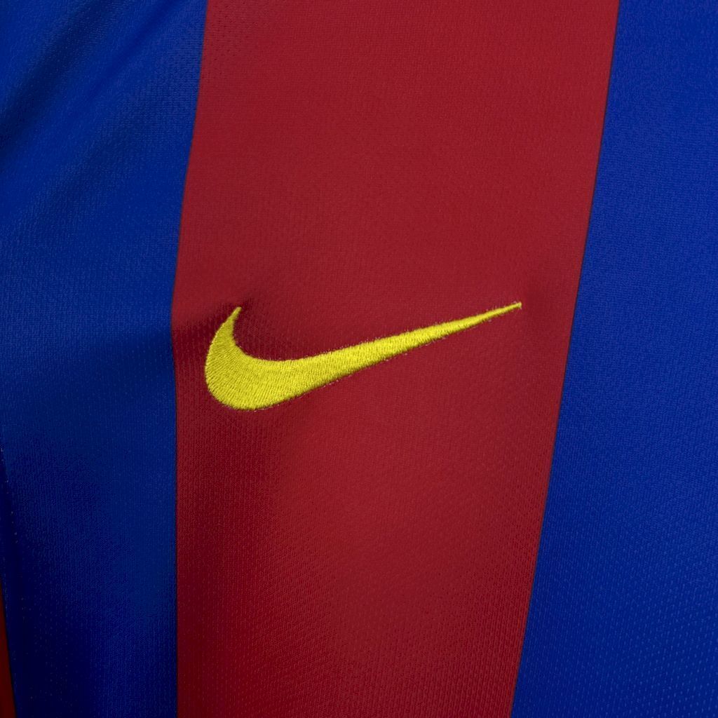 Camiseta Retro Barcelona Local 04/05