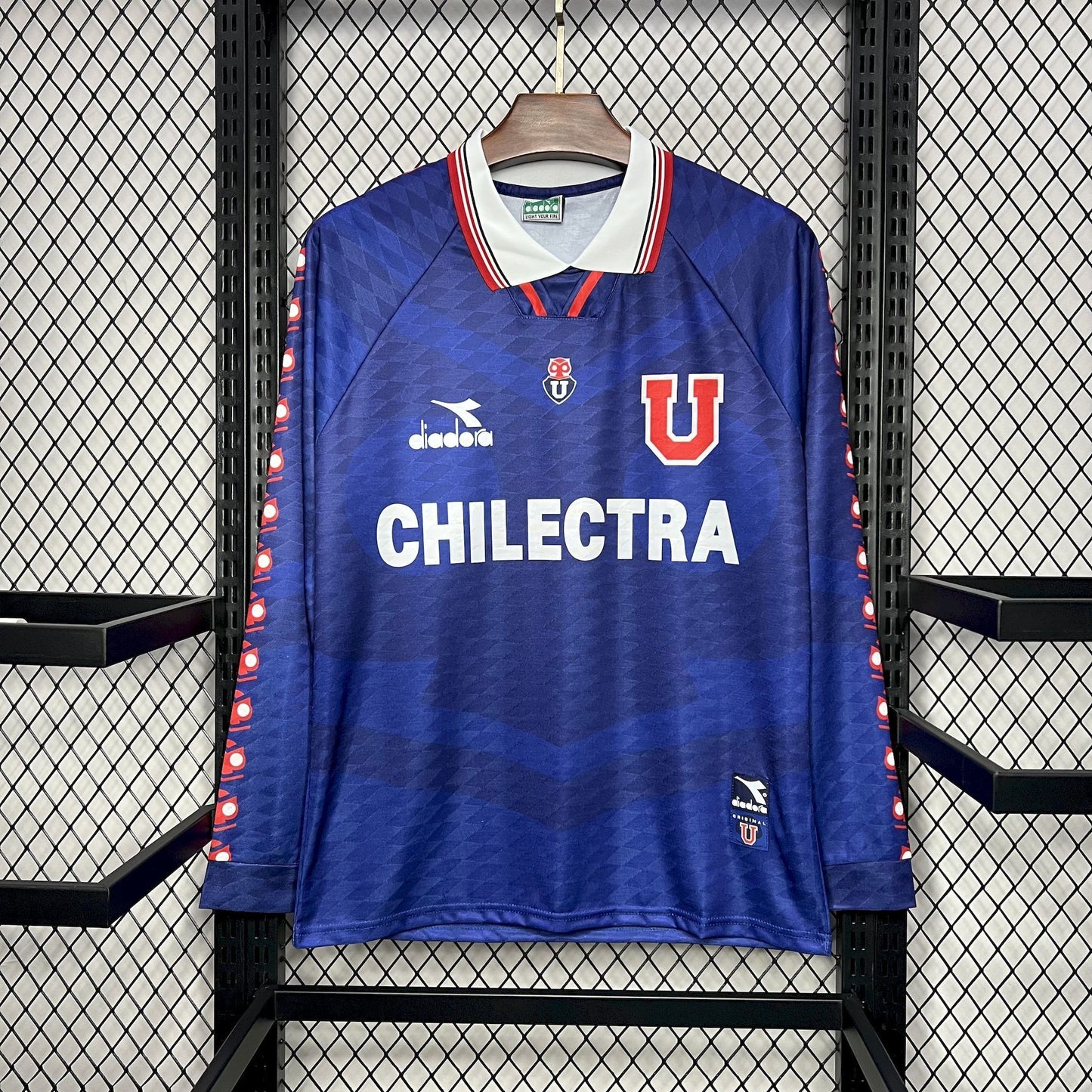 Camiseta Retro Universidad de Chile Local Manga Larga 1996